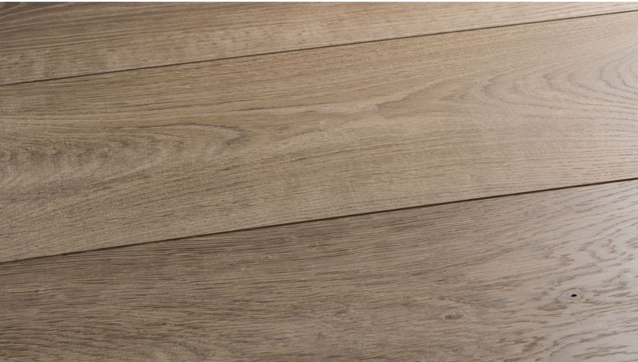 Floors and more | donkere houten vloer